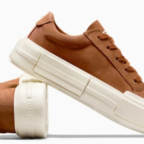 Converse Cruise Suede Leather Platform Sneakers Wmn's Size 8 NWOT MSRP $85 - Picture 2 of 8